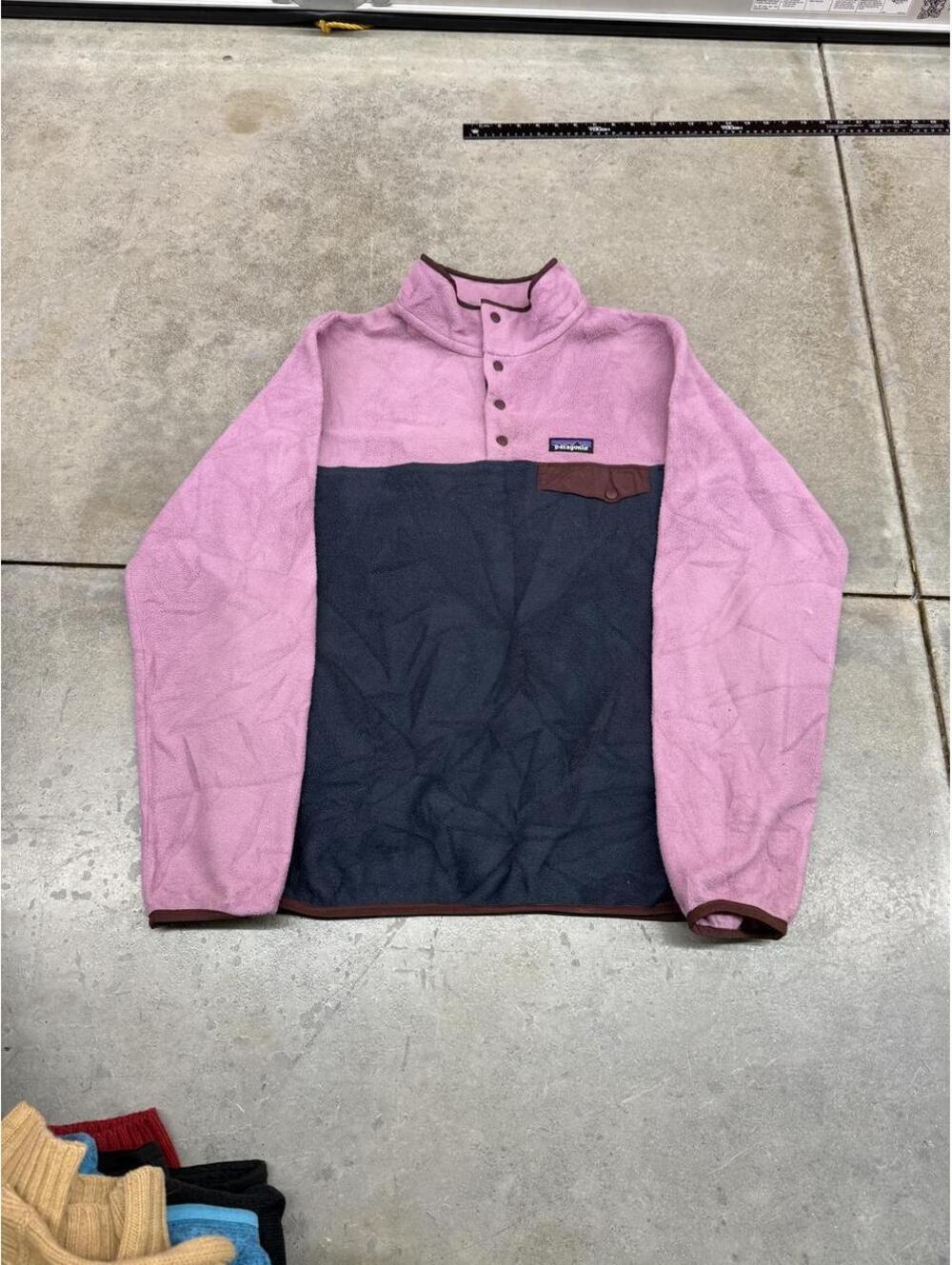 vintage patagonia pink and navy synchilla fleece jacket size large WOMENS